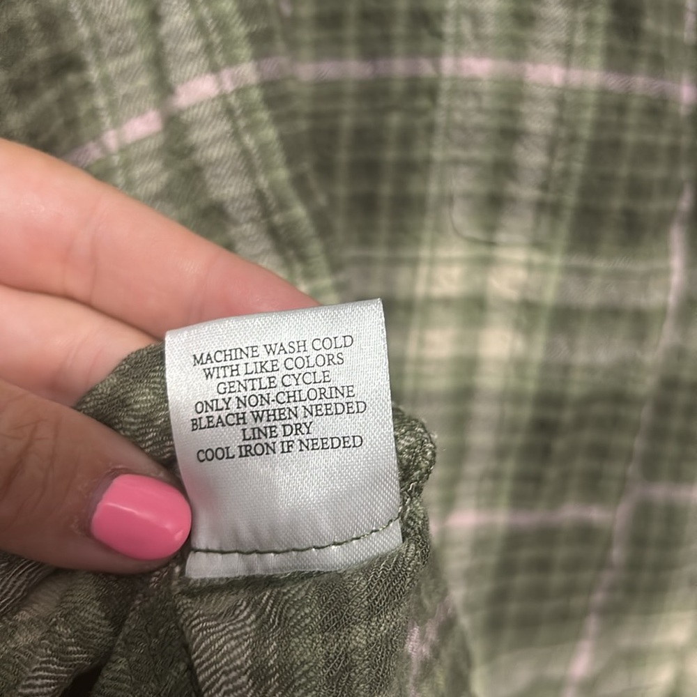 Como Vintage green, cream, lilac plaid tie waist button down size medium - Picture 8 of 8